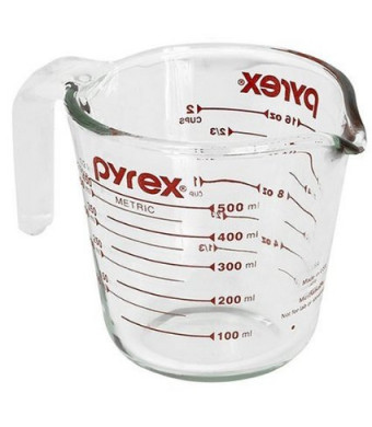 Pyrex Prepware 2-Cup Measuring Cup, Red Graphics, Clear