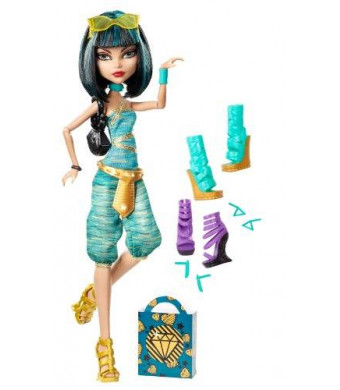 Monster High Cleo De Nile Doll and Shoe Collection