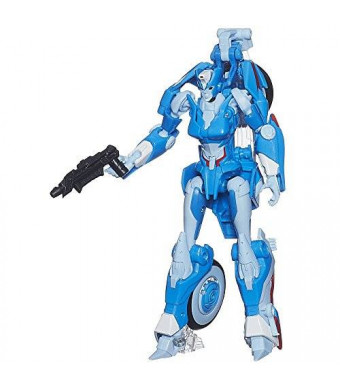 Transformers Generations Deluxe Class Chromia Figure