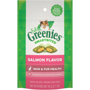 Greenies Feline SMARTBITES Healthy Skin and Fur, Chicken and Salmon