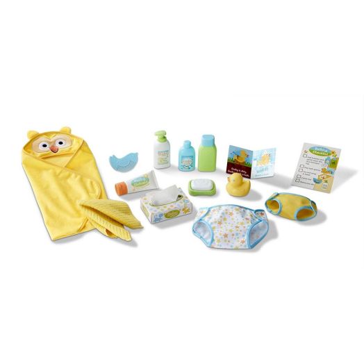 Melissa & Doug Mine to Love Changing & Bathtime Play Set for Dolls – Diapers, Pretend Shampoo,Wipes, Towel, More (19 pcs)