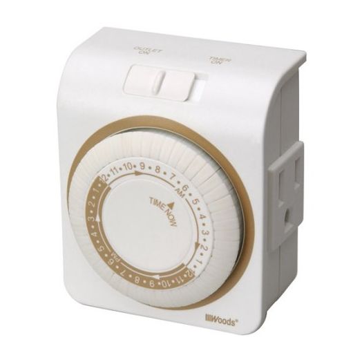 Woods 3-Conductor Indoor Mechanical 24-Hour Timer for Lamps and Appliances, White, 50001