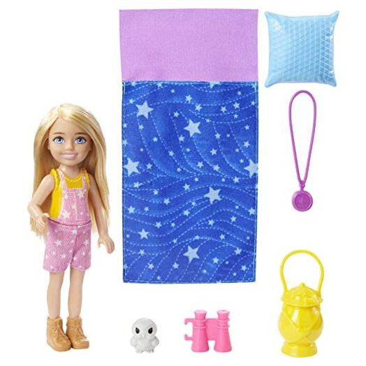 Barbie It Takes Two Camping Playset with Chelsea Doll (6 in, Blonde), Pet Owl, Sleeping Bag, Binoculars & Camping Accessories, Gift for 3 to 7 Year Olds