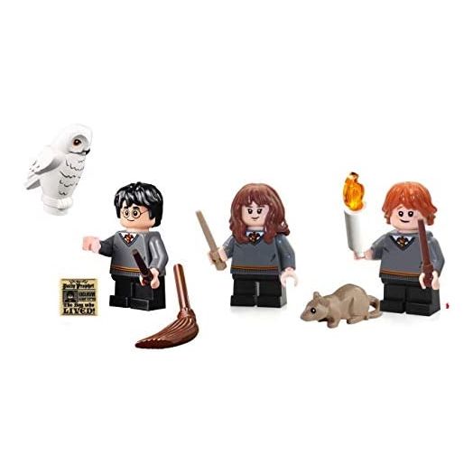 LEGO Harry Potter Minifigure Combo - Harry Potter, Hermione, Ron Weasley (with Wands and Display Stands)