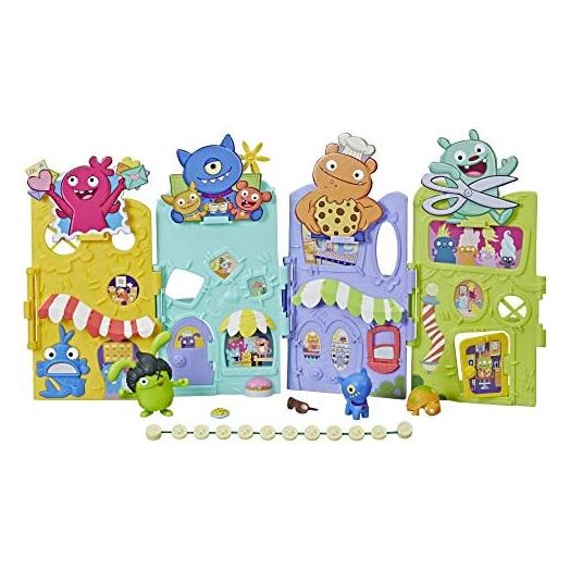 Hasbro Uglydolls Uglyville Unfolded Main Street Playset & Portable Tote, 3 Figures & Accessories