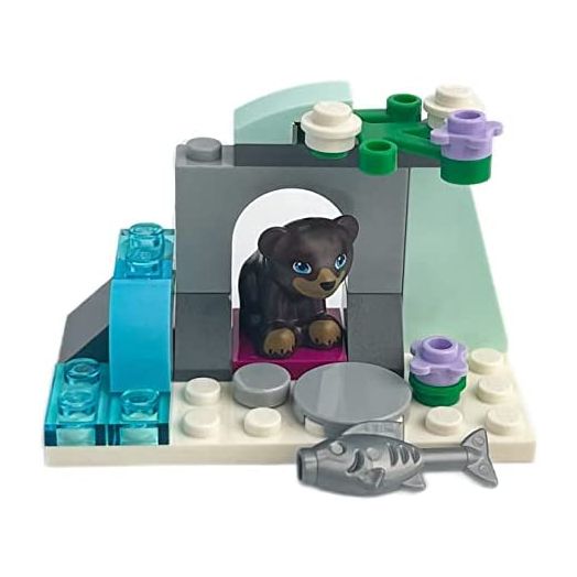 LEGO Friends Accessory Set: Bear Cub in Ice Cave with Fish (24 pcs)