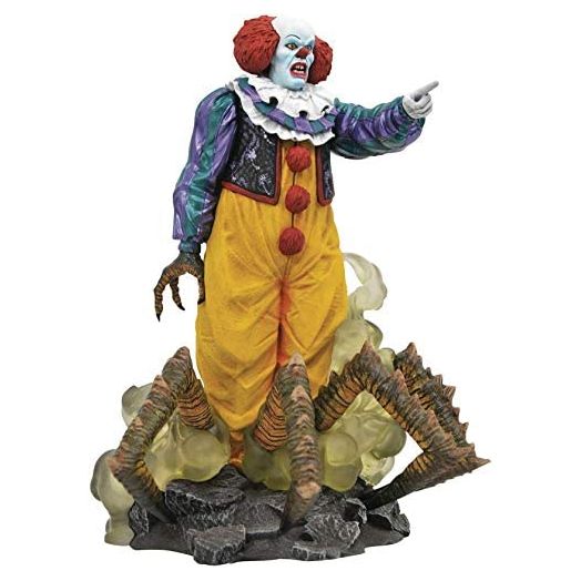 DIAMOND SELECT TOYS Horror Movie Gallery: It 1990 Classic Pennywise PVC Figure, Multicolor, 9"