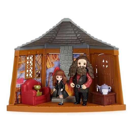 Wizarding World Harry Potter, Magical Minis Hagrid’s Hut Playset with 2 Figures and 9 Doll Accessories, Kids Toys for Ages 6 and up