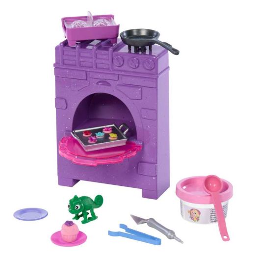 Disney Princess Enchanted Stories Rapunzel Baking Set w/ Dough & 15 Accessories, Inspired by Movie
