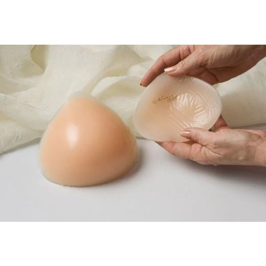 Nearly Me 250 So-Soft Triangle Equalizer Breast Form, Size 7