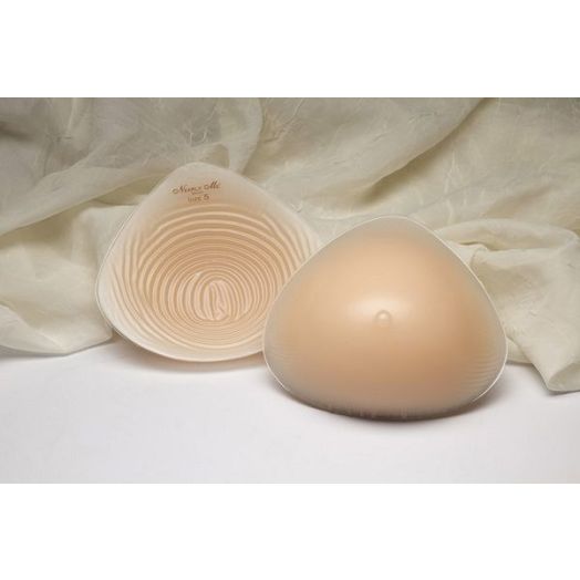 Nearly Me 370 Standard Weight Semi-Full Triangle Breast Form, Size 9