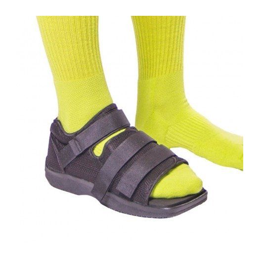 BraceAbility Post-op Shoe for Broken Foot or Toes | Medical/Surgical Walking Boot Cast, Stress Fracture Brace and Orthopedic Sandal with Hard Sole (MEDIUM - FEMALE)