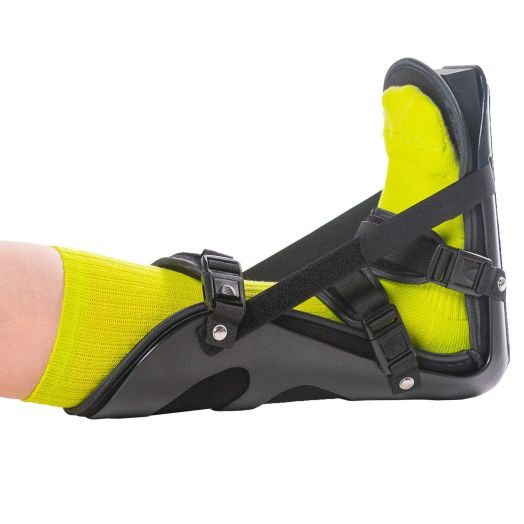 BraceAbility Sleeping Stretch Boot | Plantar Fasciitis Night Foot Splint and Adjustable Achilles Tendonitis Brace for Fascia, Tendon and Calf Stretching, Heel Spur or Arch Pain Treatment (Large)
