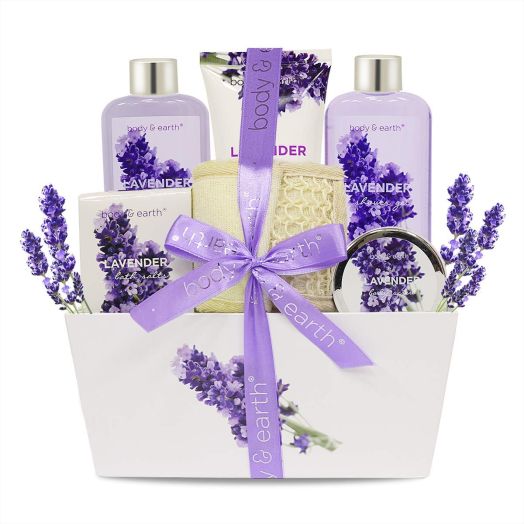 Bath Spa Gift Set, Body and Earth Gift Basket 6-Piece Lavender Scented Spa Basket Kits for Women, Contains Shower Gel, Bubble Bath, Body Lotion, Bath Salt, Body Scrub, Back Scrubber, Best Gift for Her