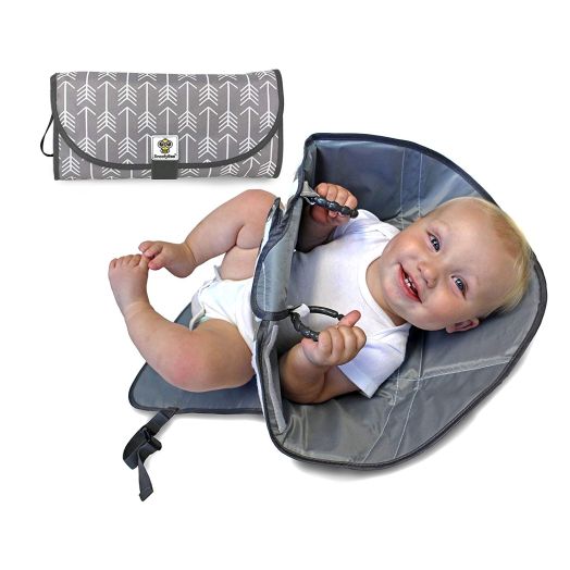 SnoofyBee Portable Clean Hands Changing Pad. 3-in-1 Diaper Clutch, Changing Station, and Diaper-Time Playmat with Redirection Barrier for Use with Infants, Babies and Toddlers. (greyandwhite)