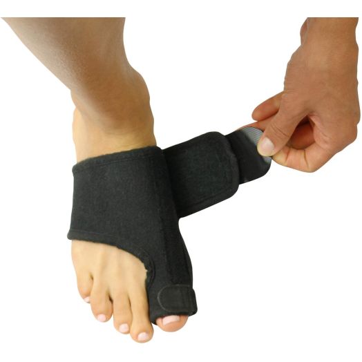 Vive Bunion Brace (Pair) - Big Toe Corrector Straightener with Splint - Hallux Valgus Pad, Joint Pain Relief, Alignment Treatment - Orthopedic Sleeve Foot Wrap Support for Men and Women (Black)